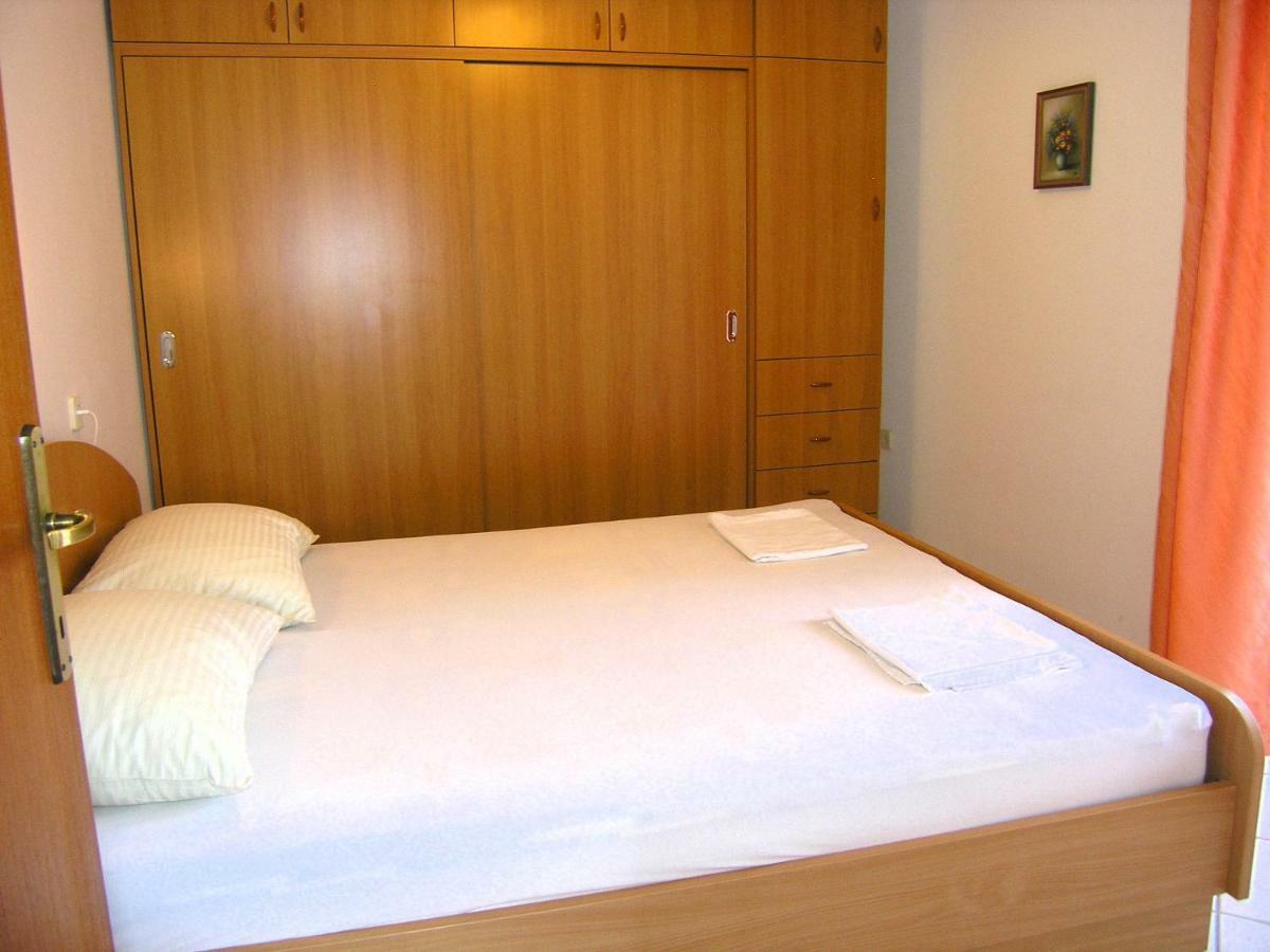 Apartman Juric Apartamento Krk Town Exterior foto