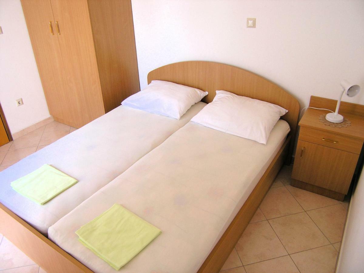 Apartman Juric Apartamento Krk Town Exterior foto