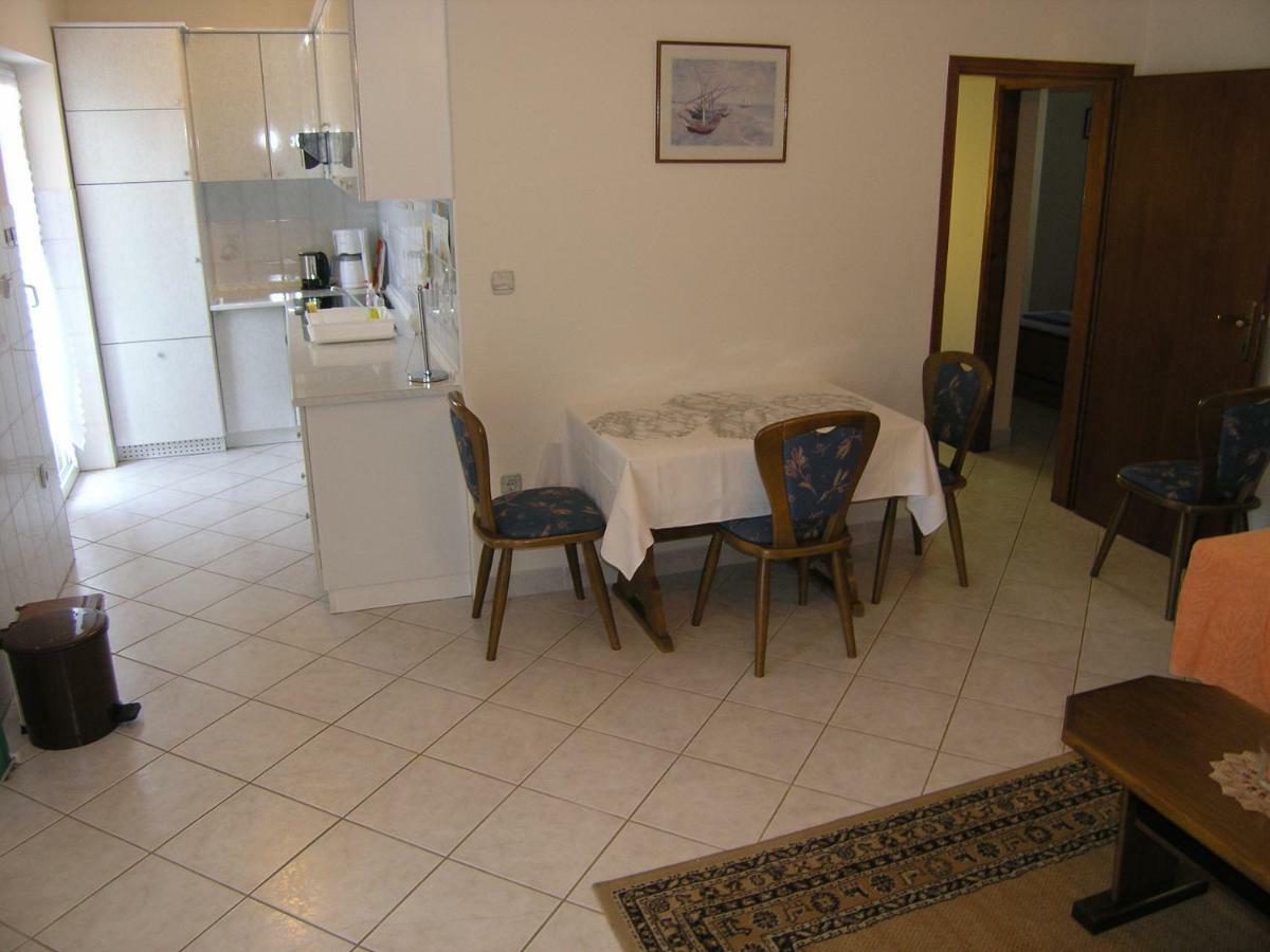 Apartman Juric Apartamento Krk Town Exterior foto