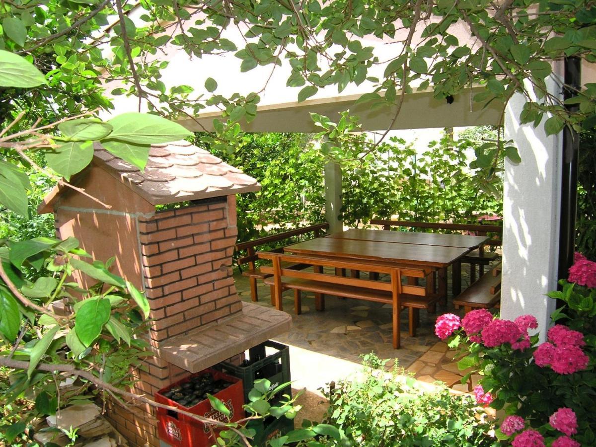 Apartman Juric Apartamento Krk Town Exterior foto
